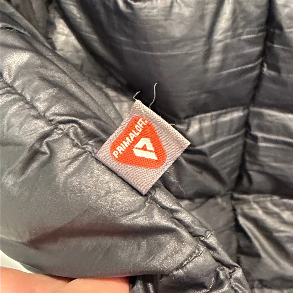 Bernardo Black Puffer Coat size small - Picture 10 of 17